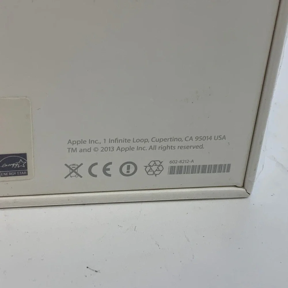 Apple‎ AirPort Time Capsule 2TB Wireless Backup Router ME177LLA